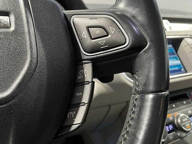 Land Rover Range Rover Evoque Pure Tech Pack