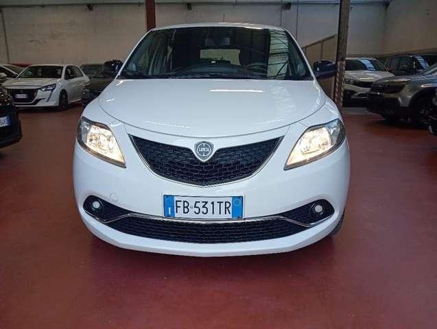 Lancia Ypsilon 1.2 69 CV 5 porte KM 63000