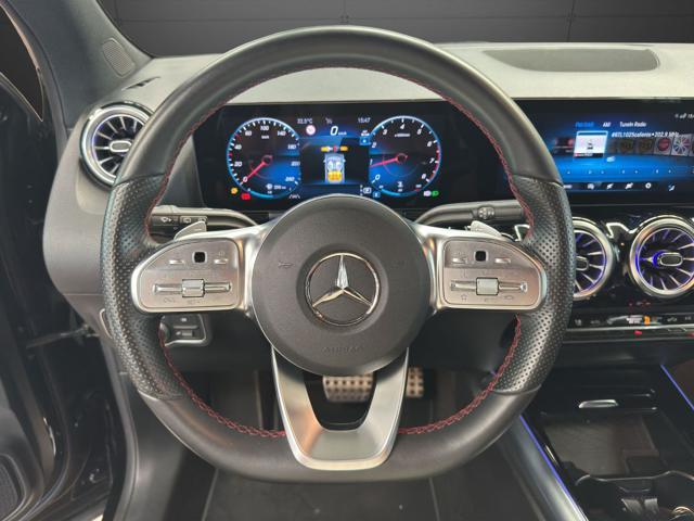 MERCEDES-BENZ GLA 200 Automatic Premium