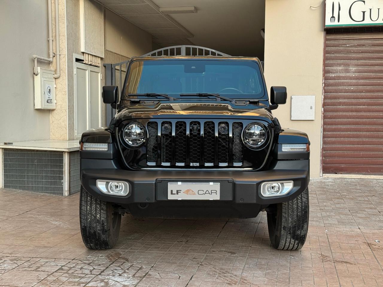 Jeep Wrangler 2.0 Turbo Sahara 272 cv
