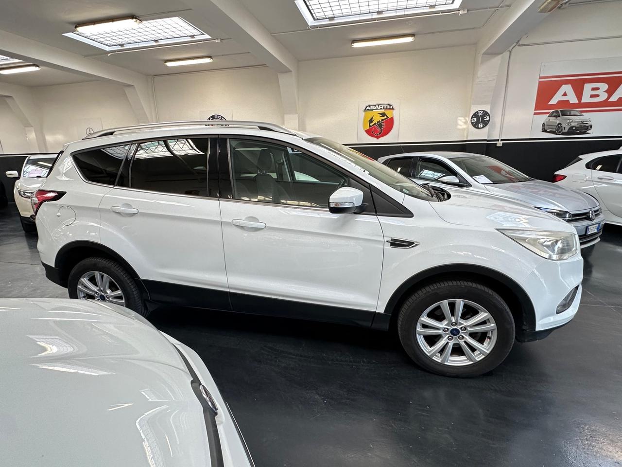 Ford Kuga 1.5 EcoBoost 120 CV S&S 2WD Titanium