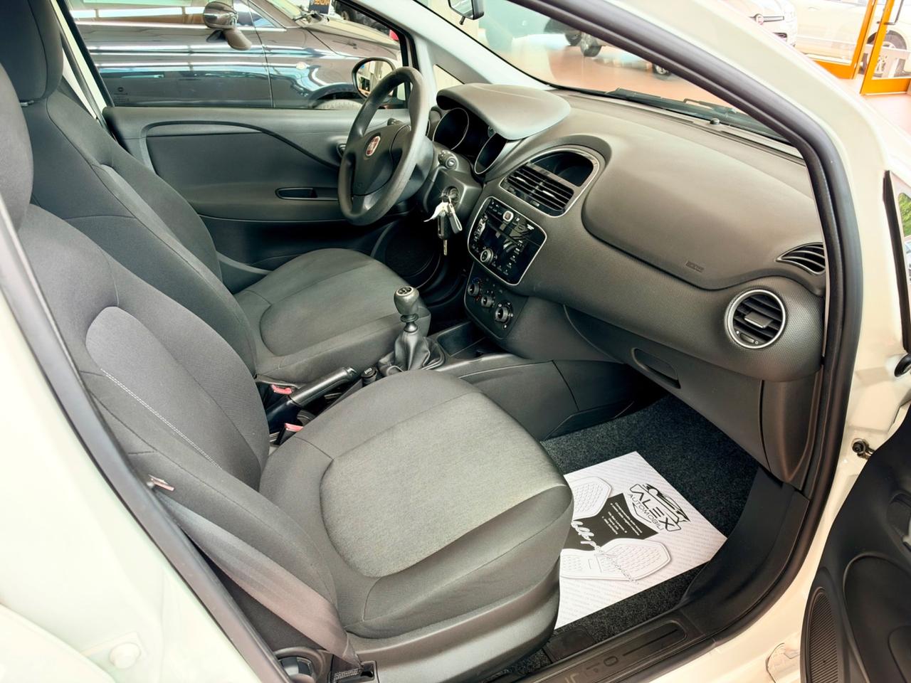 Fiat Punto 1.2benzina 69cv Neopatentati