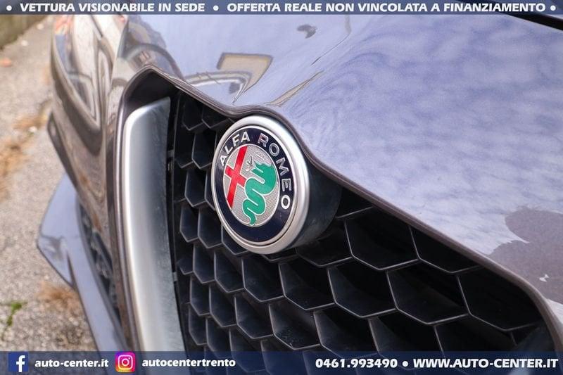 Alfa Romeo Giulia 2.0 Turbo 200CV AT8 Super