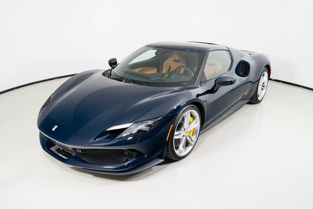 Ferrari 296 GTB NOLEGGIO LUNGO TERMINE - LEASING FULL INCLUSIVE
