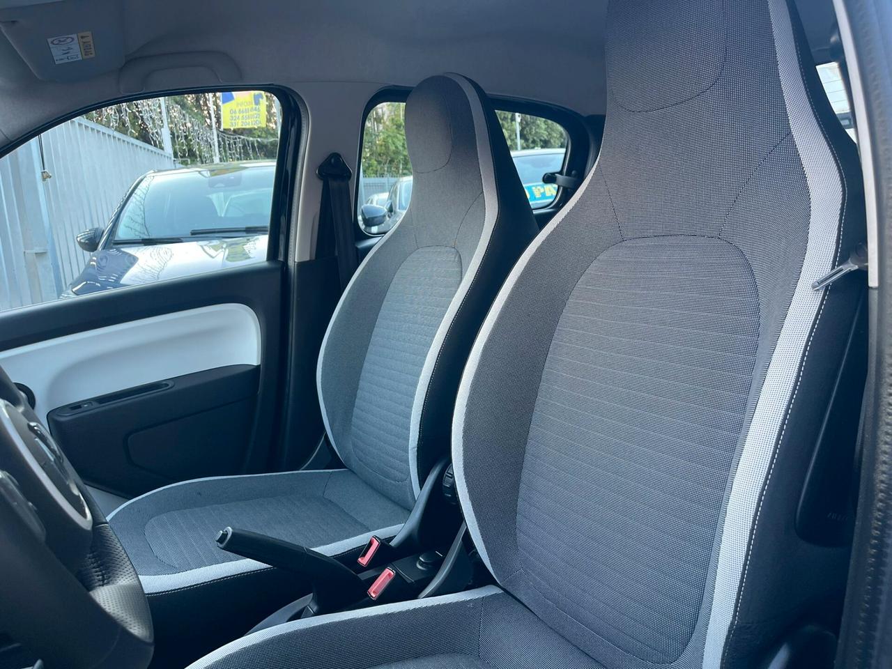 Renault Twingo SCe 65 CV Zen