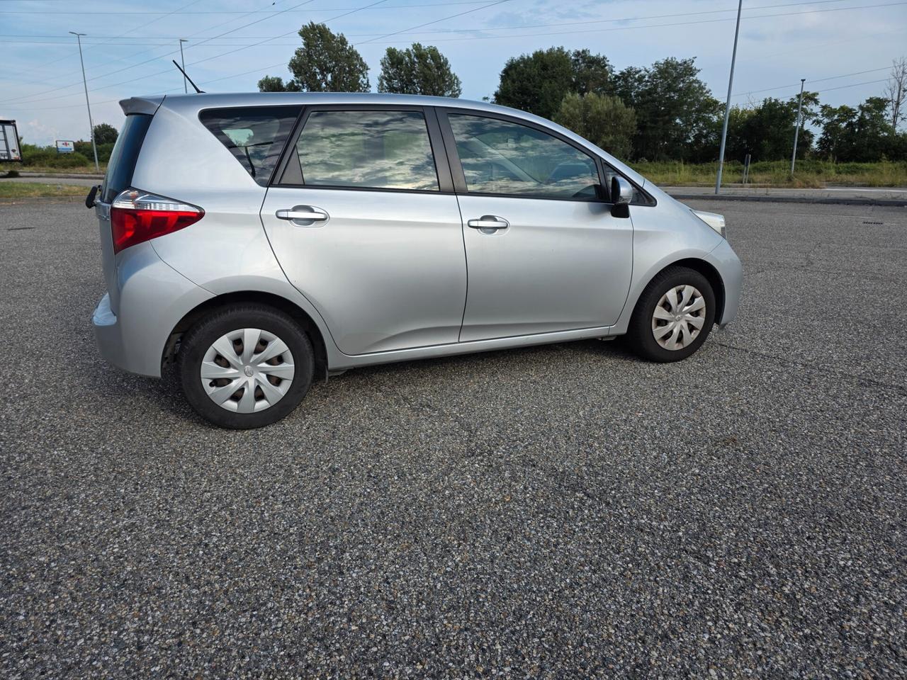 Toyota Verso-S 1.4D MT Style TAGLIANDI UFFICIALI