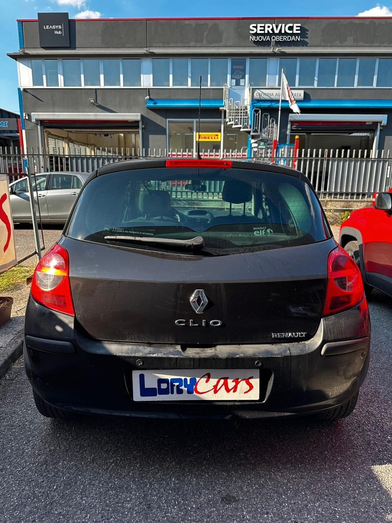 Renault Clio 1.2 16V 5 porte Dynamique NEOPATENTATI