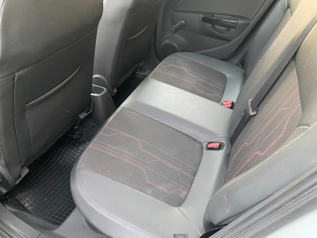 Opel Corsa 1.2 85CV 5 porte Benzina-GPL