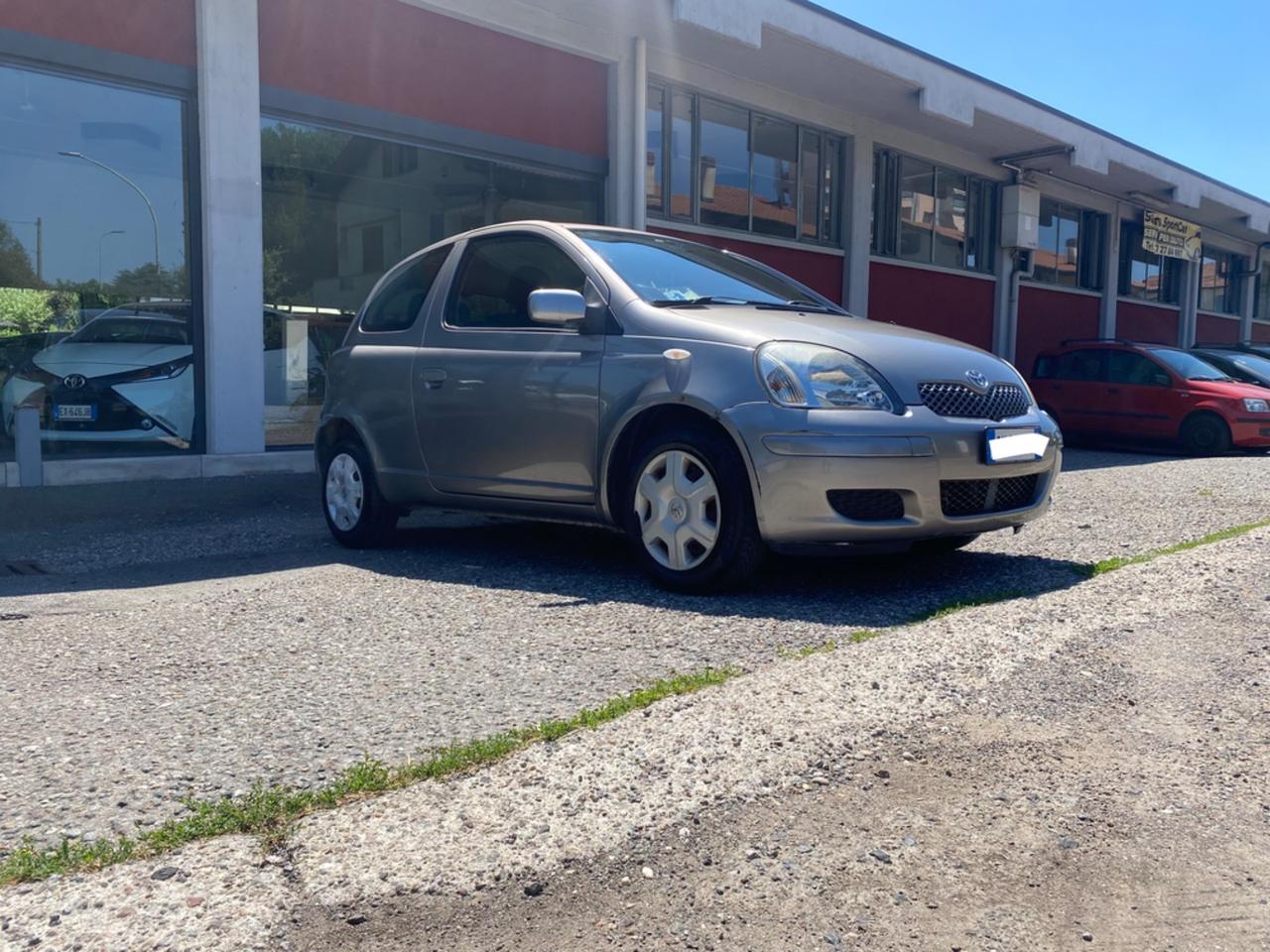 Toyota Yaris 1.0i 16V cat 3 porte Sol Blue