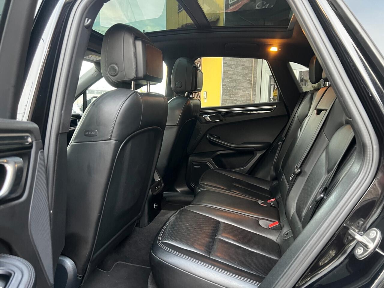 Porsche Macan 3.0 S Diesel- TETTO-TOTAL BLACK-FULL