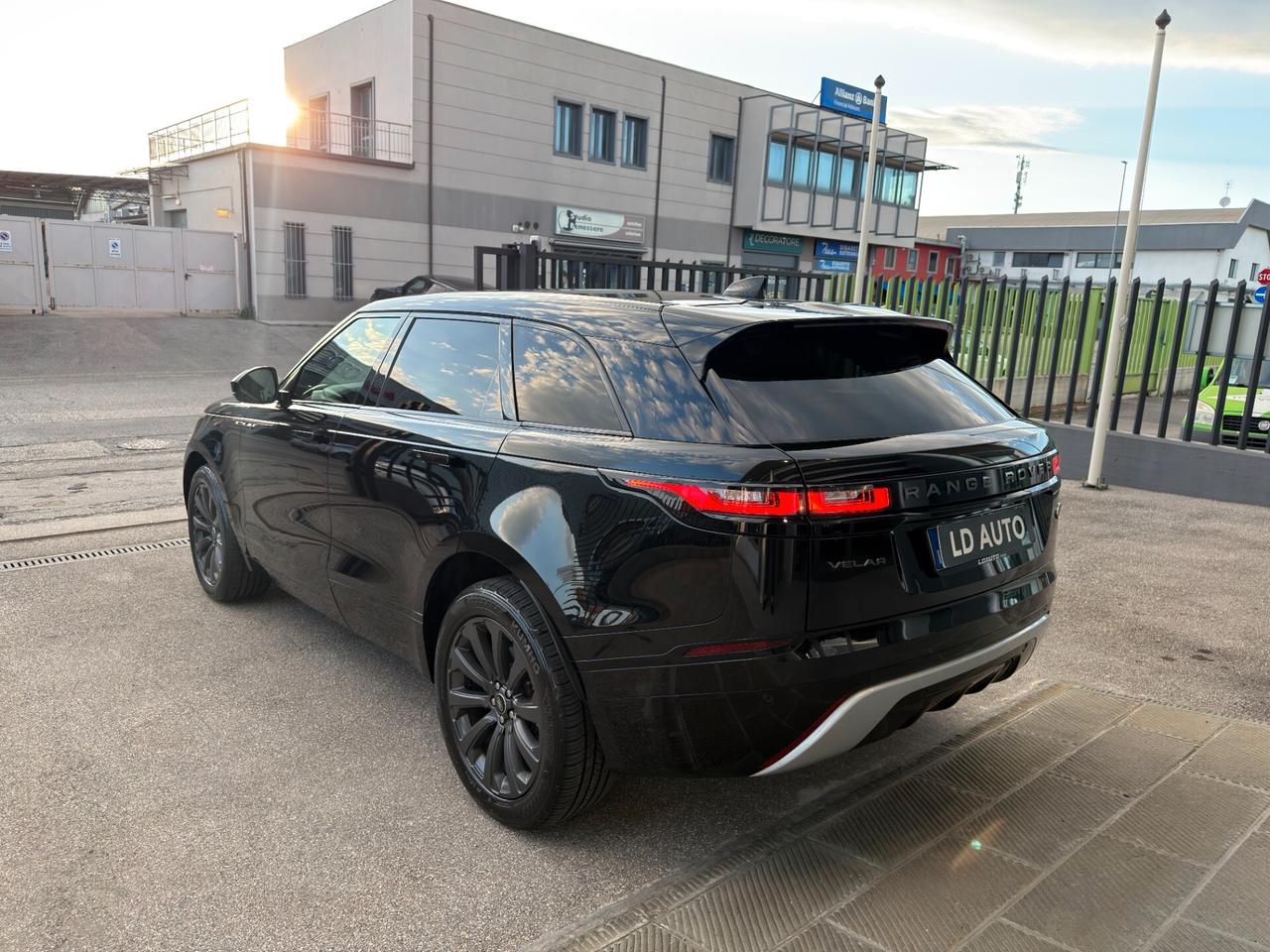 Land Rover Range Velar 2.0D I4 204 CV R-Dynamic SE