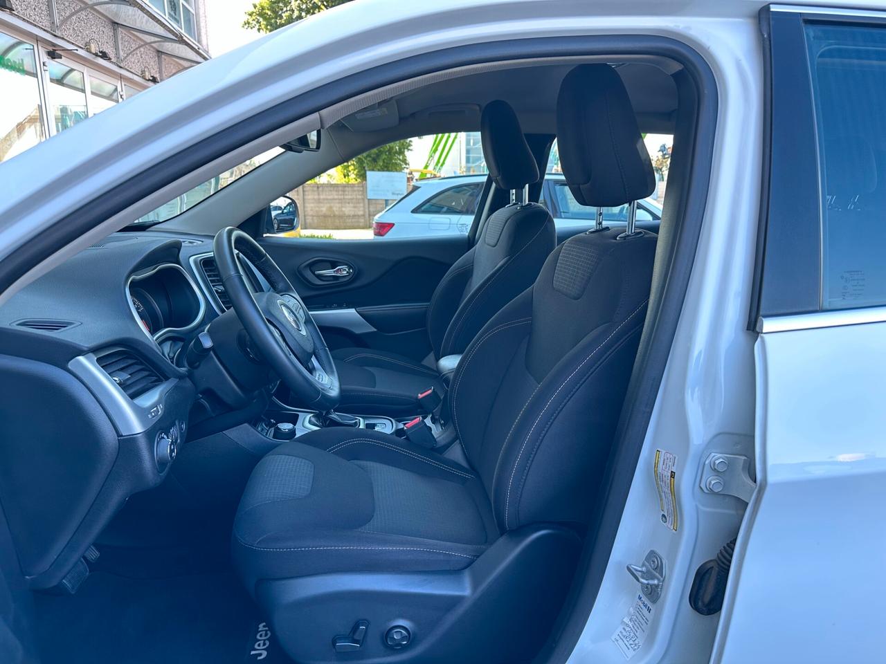 Jeep Cherokee 2.2MJT 185CV 4WD AUTOMATICA NAVI LED