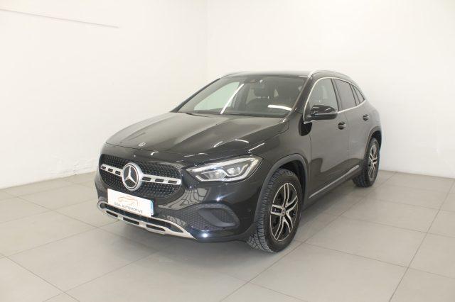 MERCEDES-BENZ GLA 200 d Automatic Premium