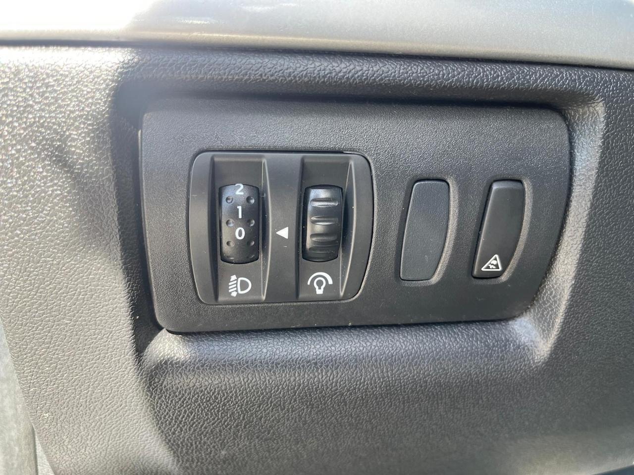 Renault Clio 1.2 benzina 16V Km 132.000