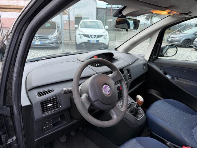 Fiat Idea 1.2 16V BlackLabel