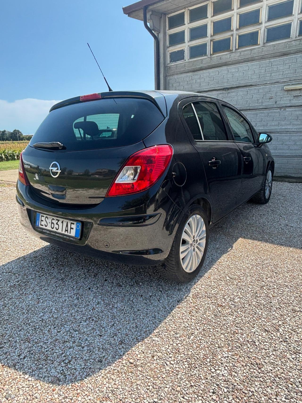 Opel Corsa 1.2 85CV 5 porte GPL-TECH Ecotec