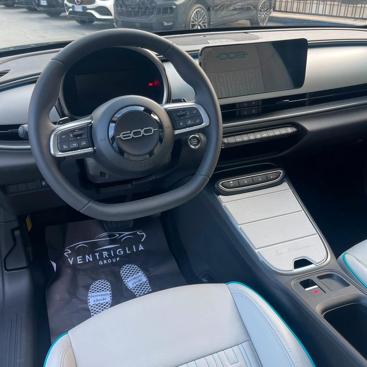 Fiat 600 Hybrid 101 CV DCT MHEV La Prima