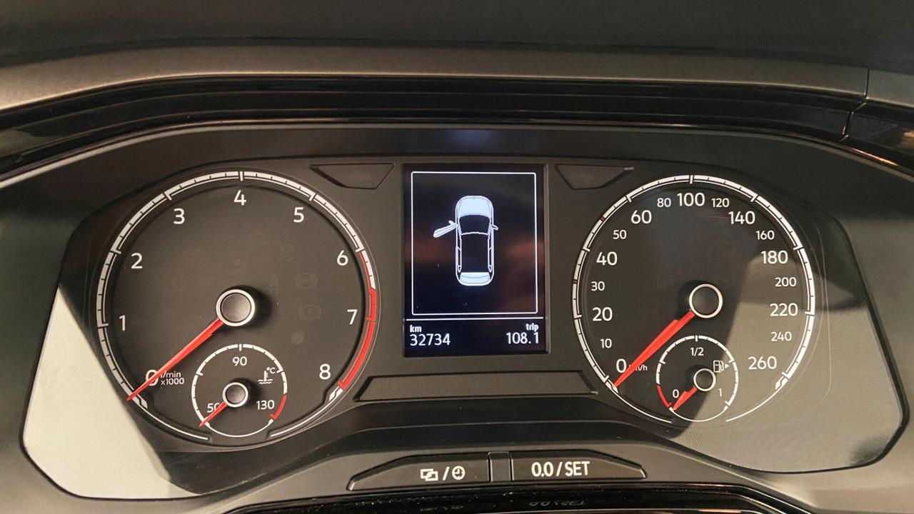 Volkswagen Polo 1.0 Comfortline | RATE SENZA BANCA