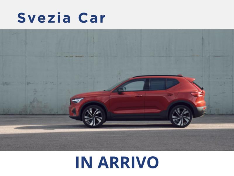 Volvo XC40 B3 automatico Plus Dark