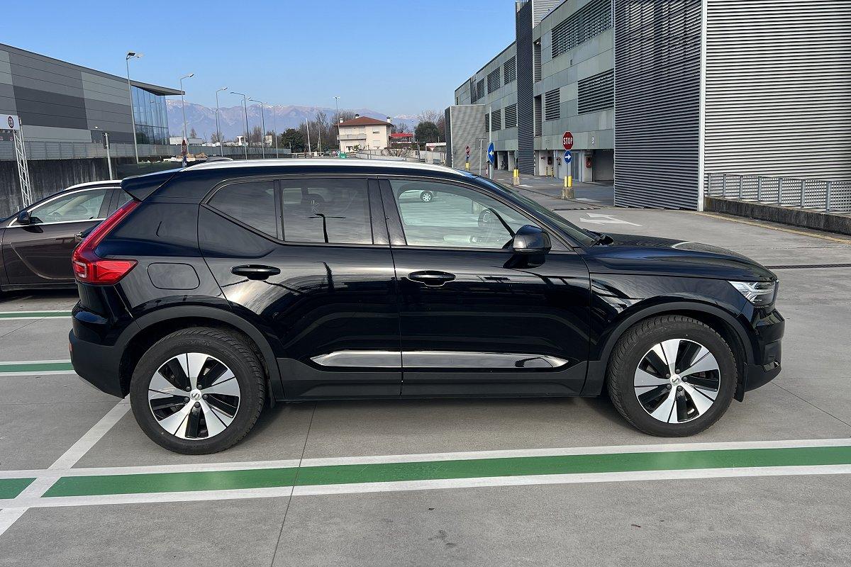 VOLVO XC40 D3 AWD Geartronic Momentum