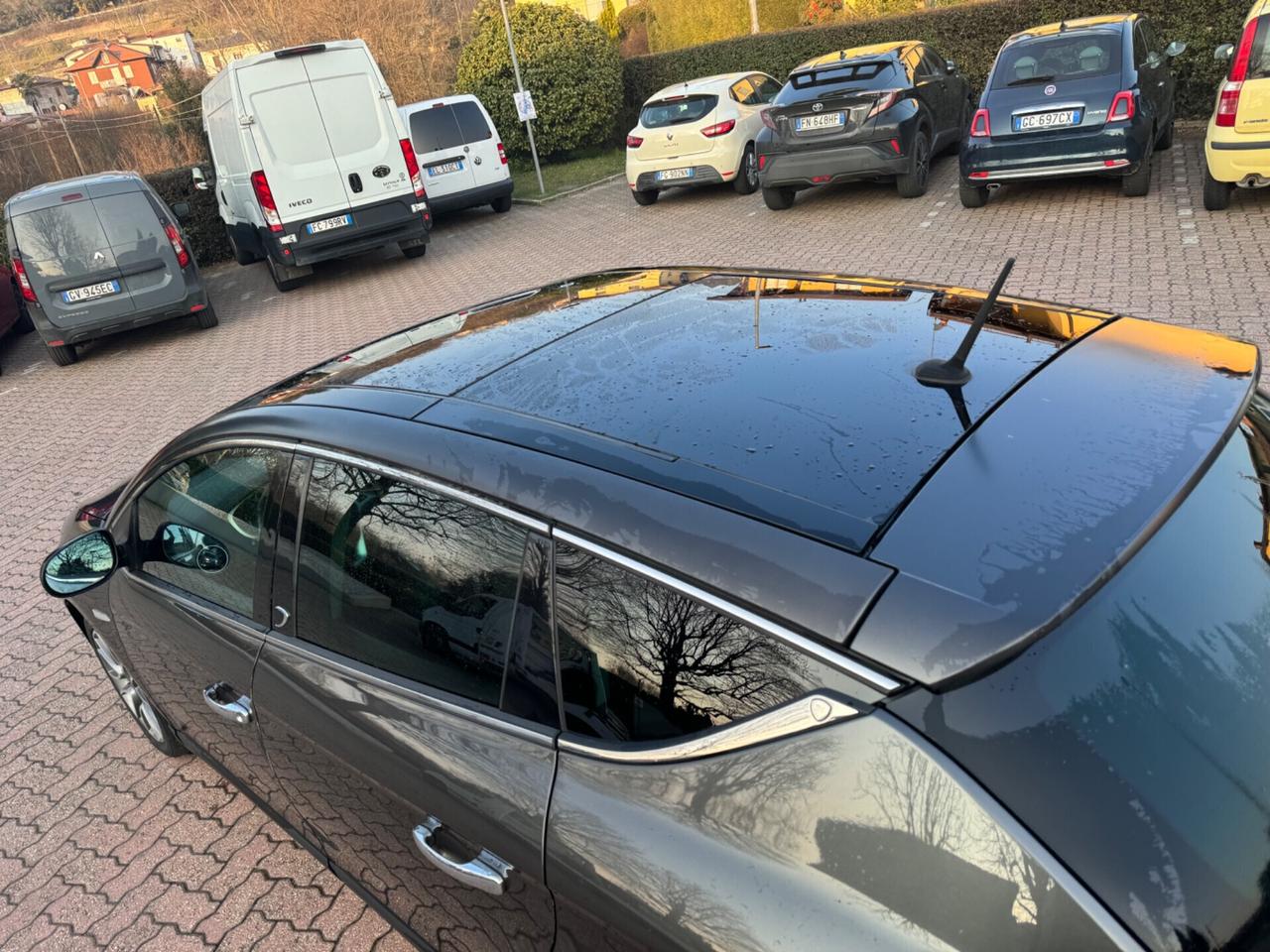 Lancia Delta 1.6 MJT DPF Selectronic Oro