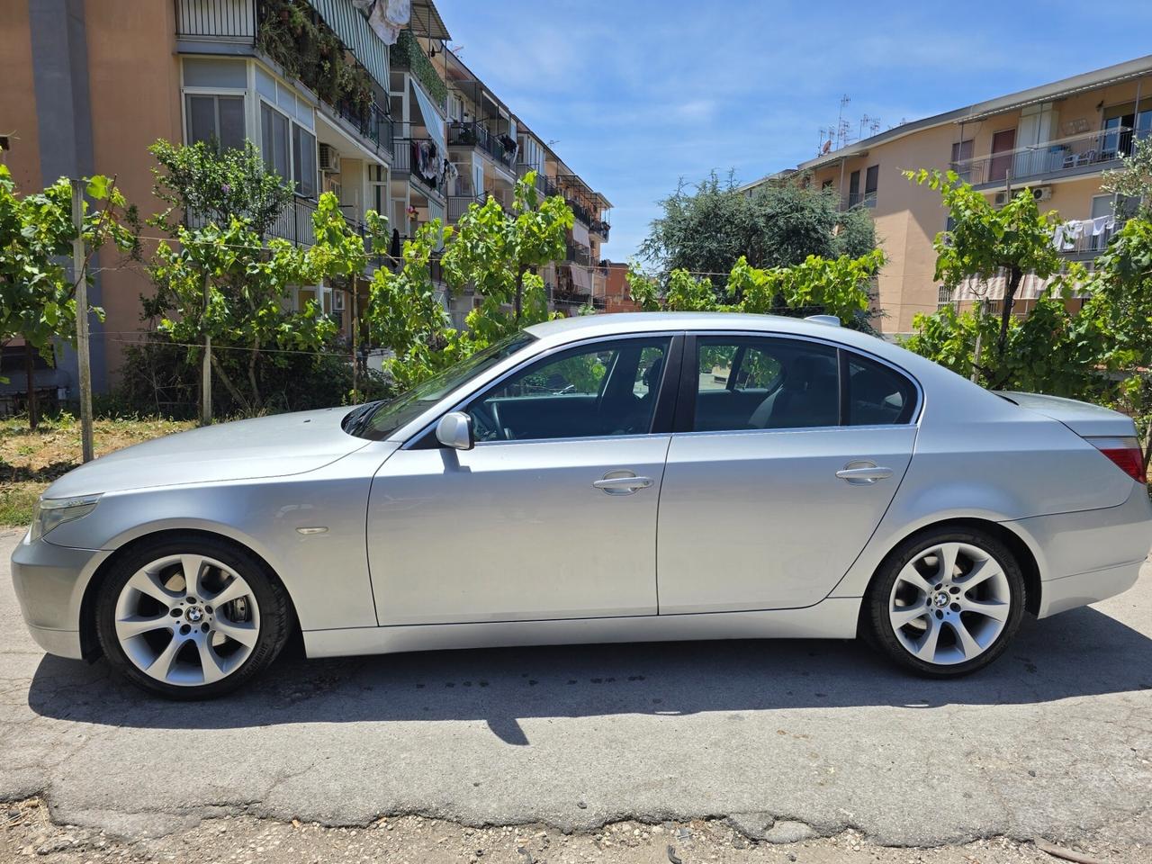 BMW 530d SOLO 91000 KM CAMBIO AUTOMATICO
