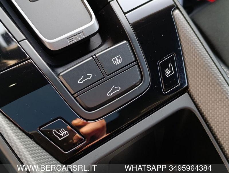 Porsche 911 Carrera 4 GTS