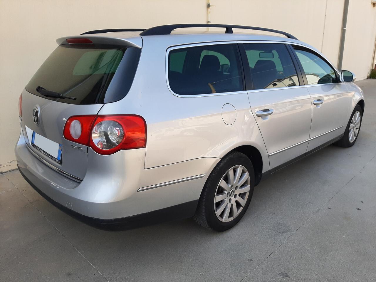 Volkswagen Passat 2.0 16V TDI 140cv Var. Highline