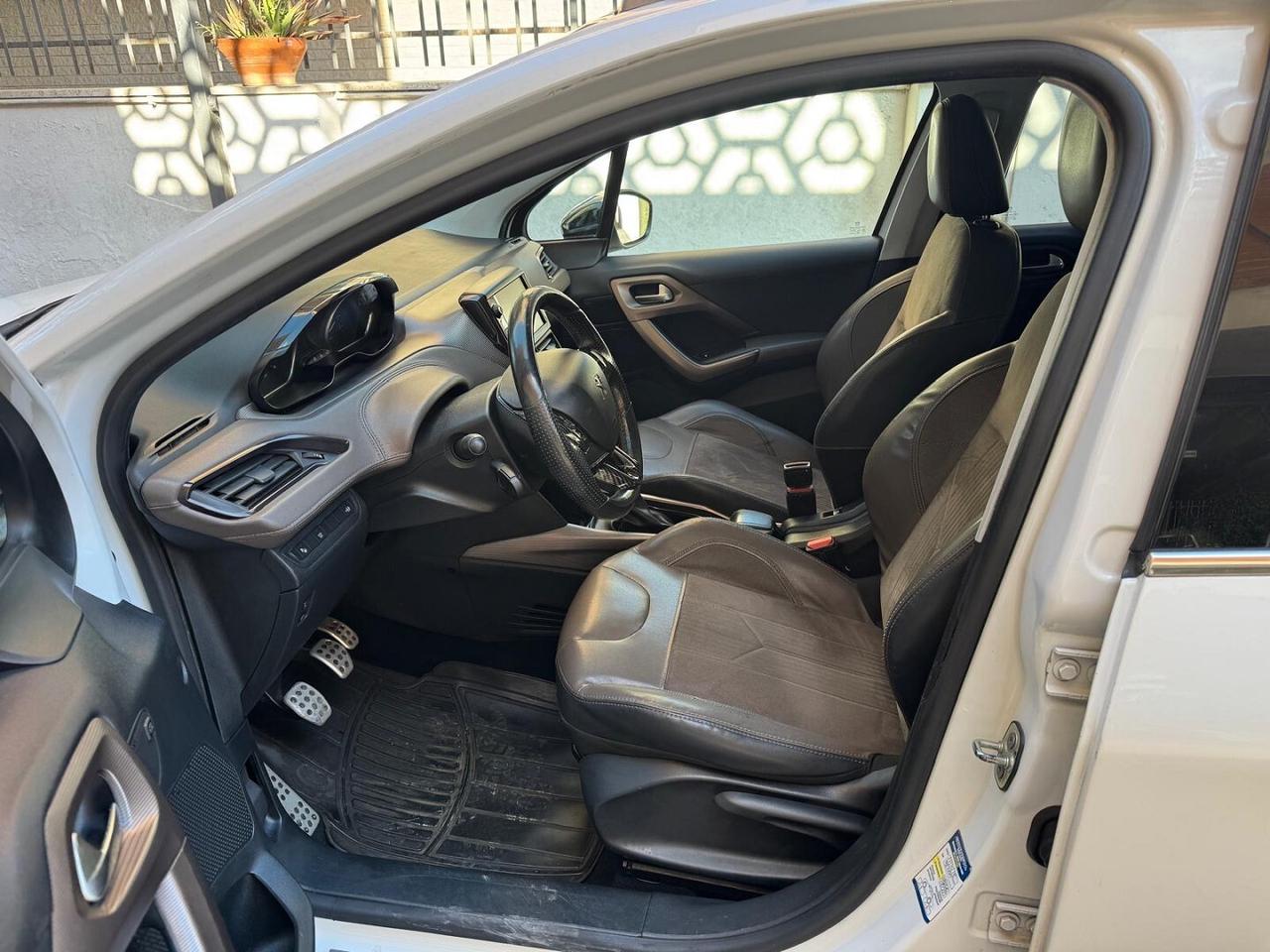 PEUGEOT 2008 1.6 e-HDi 115CV Start&Stop Allure