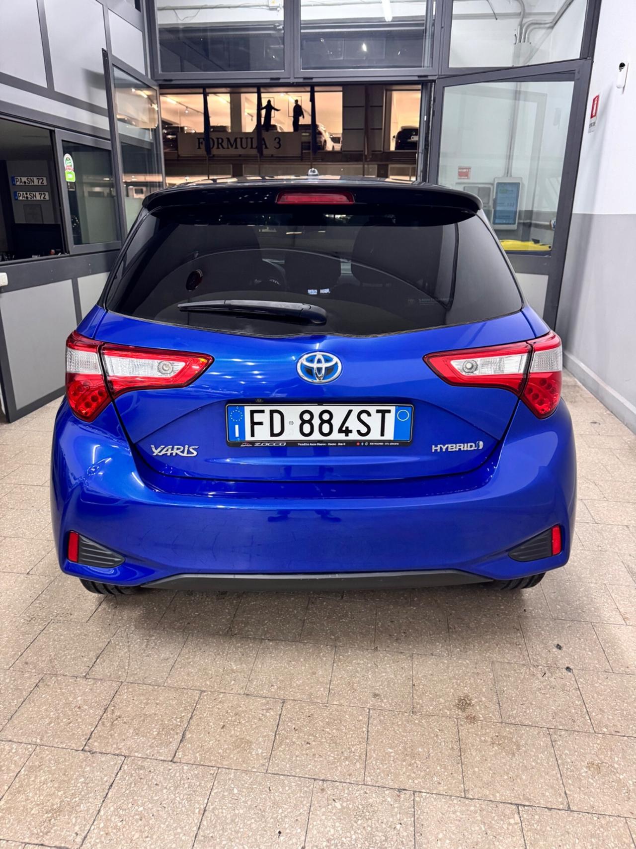 Toyota Yaris 1.5 Hybrid 73 Cv 5P. 22.000 KM - 2017