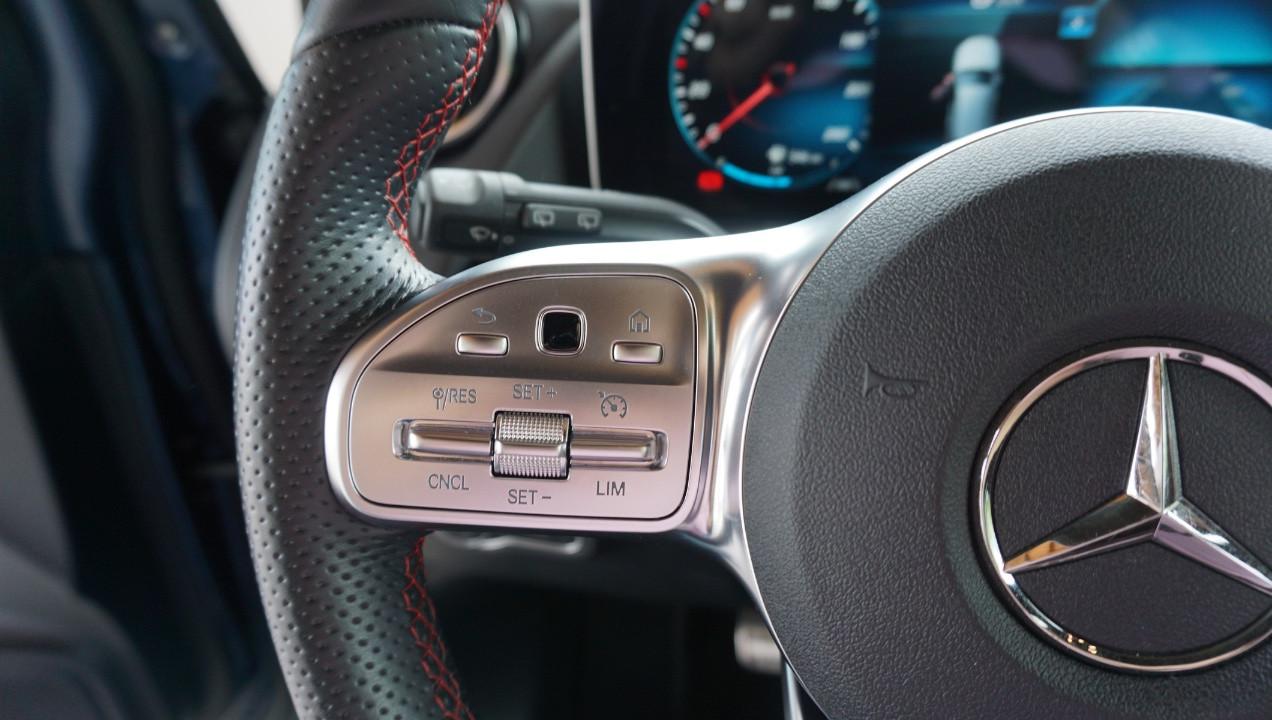 Mercedes B 180 Premium AMG