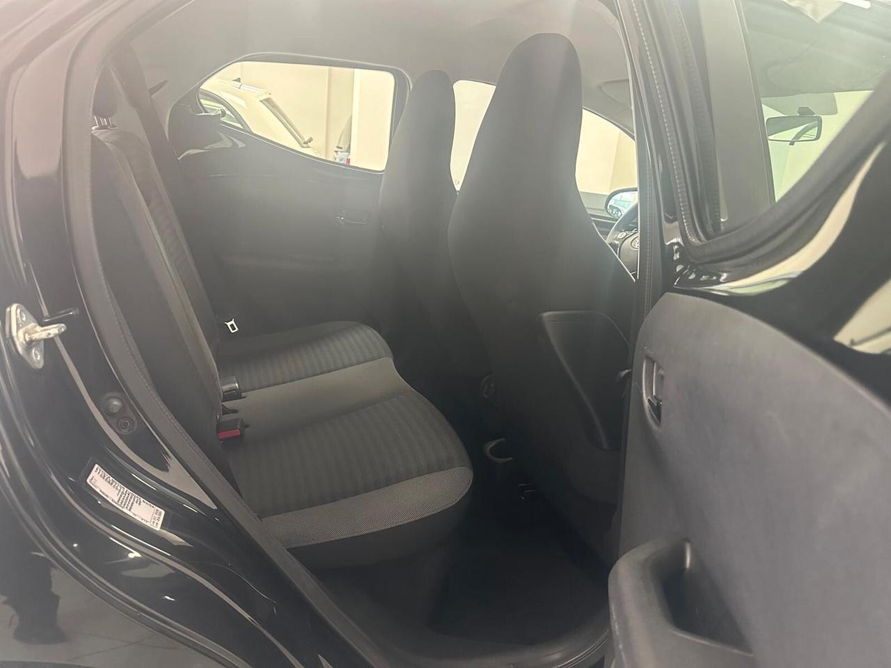 Toyota Aygo Connect 1.0 VVT-i 72 CV 5 porte x-clusiv MMT
