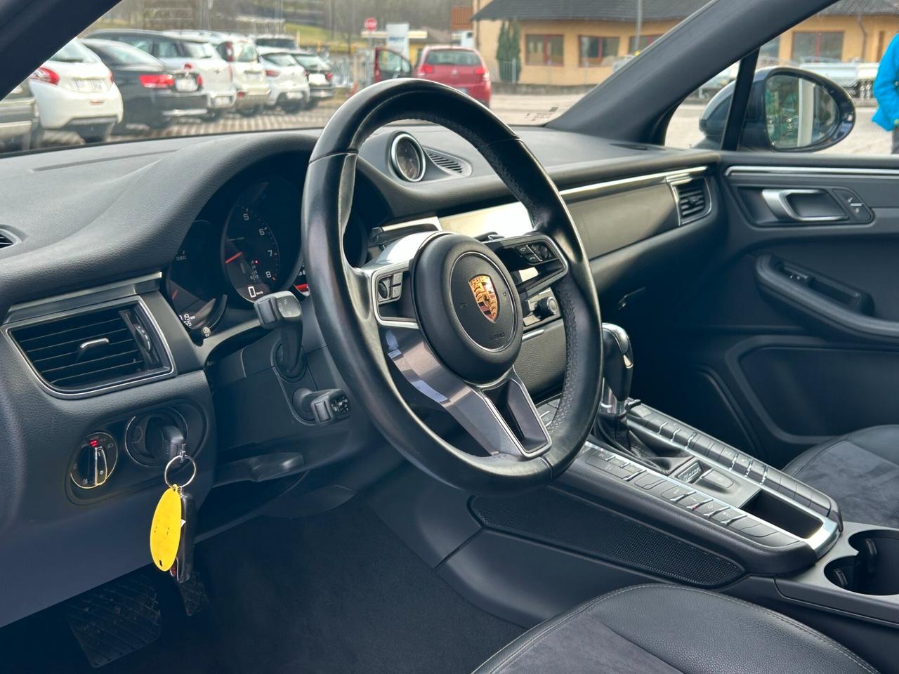 Porsche Macan 2.0 PDK 252cv "82.000 KM"