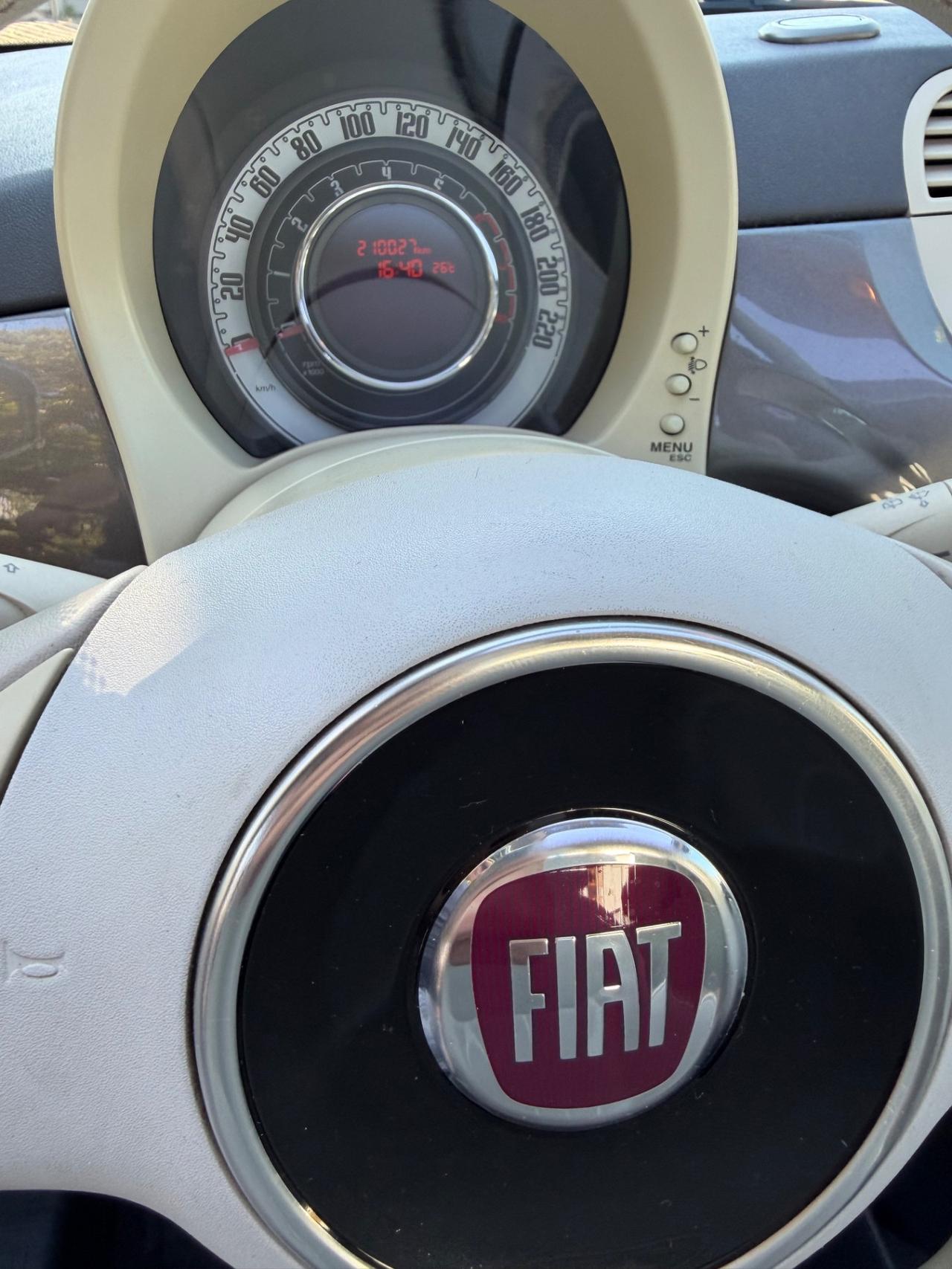 Fiat 500 2010 1.2 GPL LOUNGE
