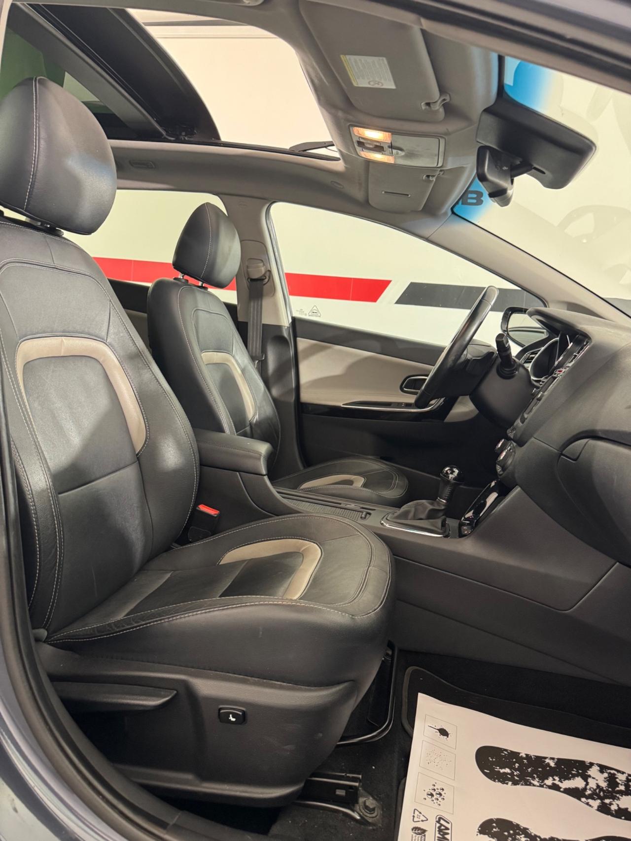 Kia Ceed cee'd 1.6 GDI DCT 5 porte Platinum FULL OPTIONAL TETTO APRIBILE
