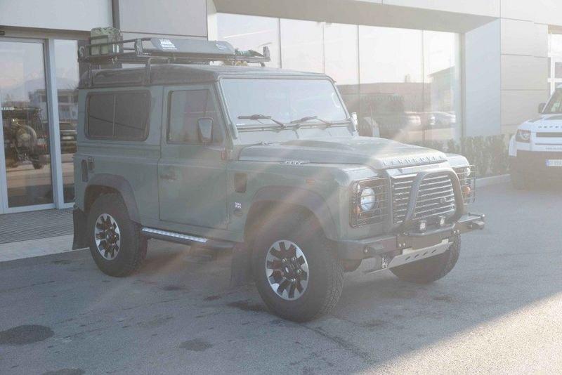 Land Rover Defender 90 2.4 TD4 Station Wagon S