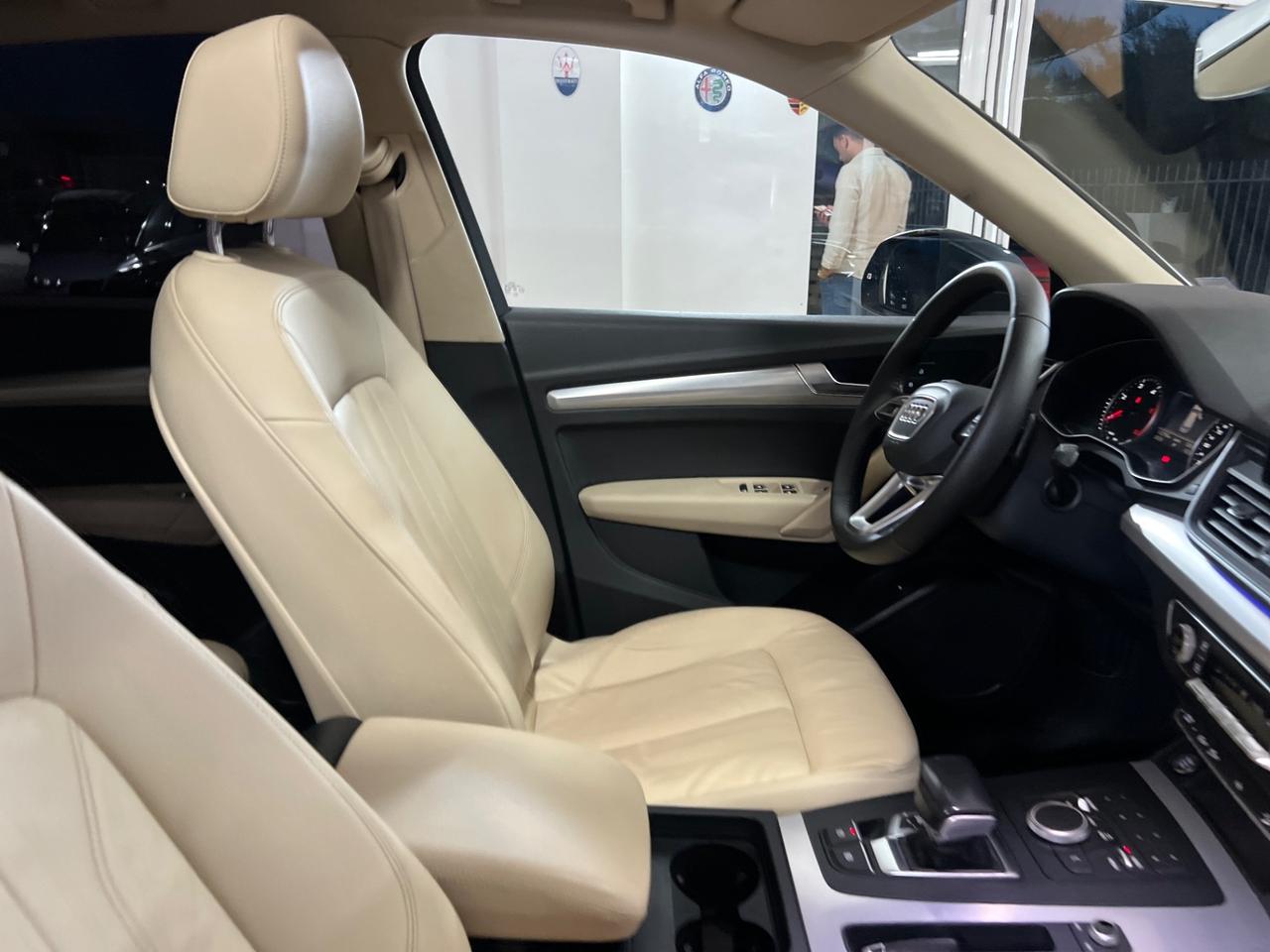 Audi Q5 2.0 TDI quattro S tronic S line plus