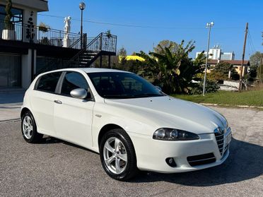 Alfa Romeo 147 1.9 JTD (120) 5 porte Progression
