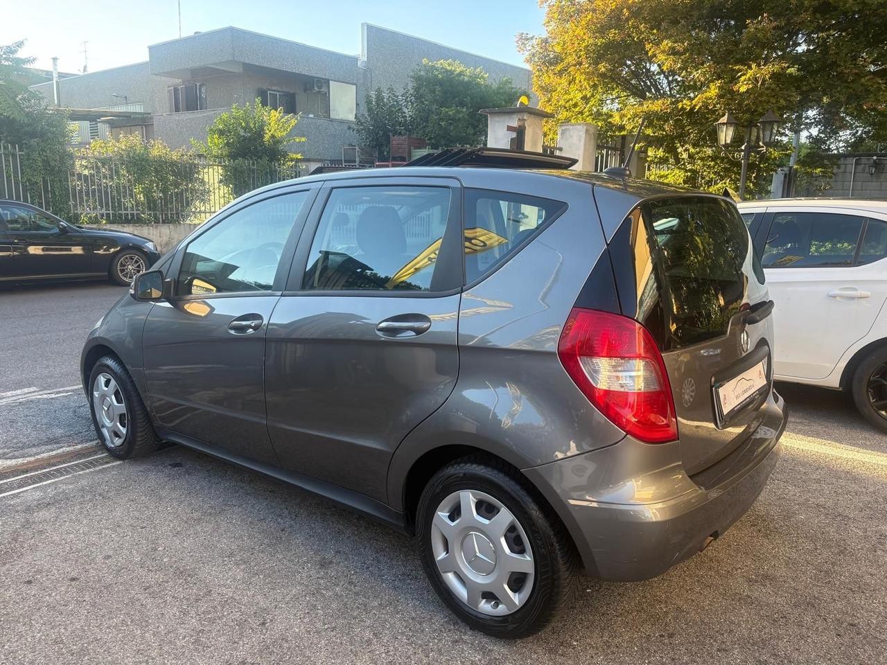 Mercedes-benz A 160 BlueEFFICIENCY Elegance