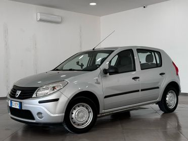 Dacia Sandero 1.2 16V Lauréate