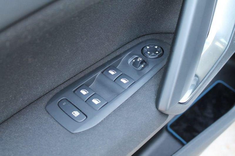 Peugeot 308 BlueHDi 130 S&S EAT8 SW Active Business