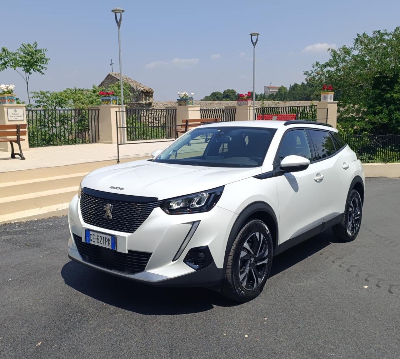 Peugeot 2008 BlueHDi 110 S&S Allure Pack