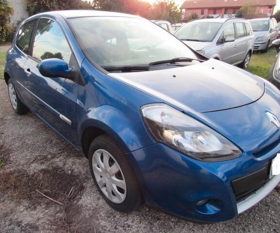 Renault Clio 1.2 16V 3 porte Confort NEOPATENTATI