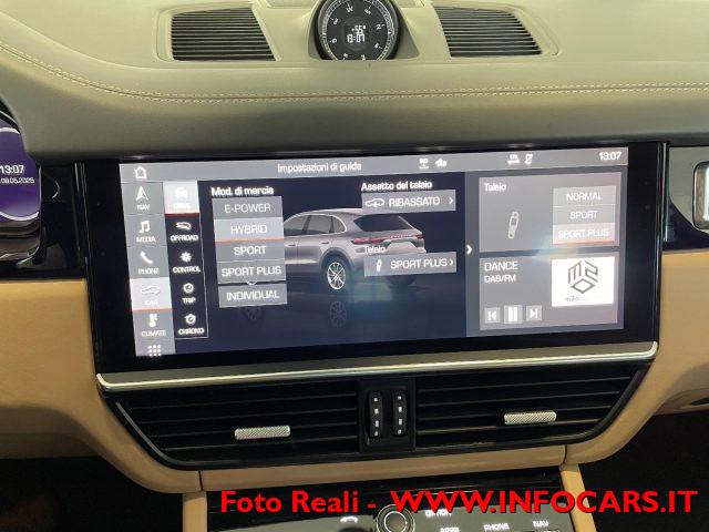 PORSCHE Cayenne 3.0 V6 E-Hybrid PHEV Iva Esposta Promo