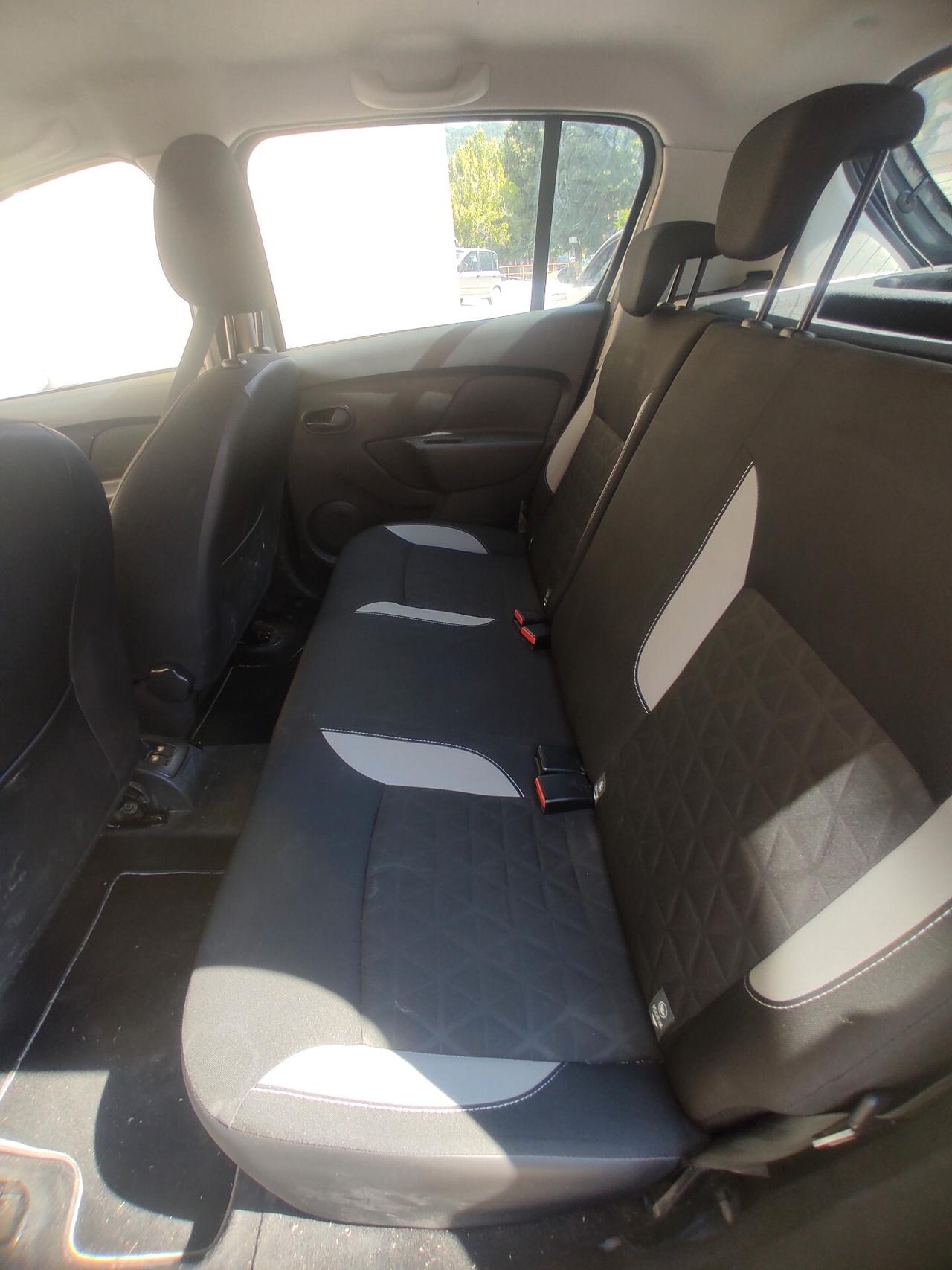 Dacia Sandero 0.9 TCe 12V TurboGPL 90CV GPL appena revisionato