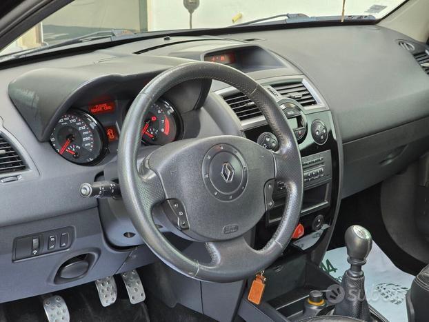 Renault Megane Mégane 2.0 T 225CV 3 porte Renault Sport