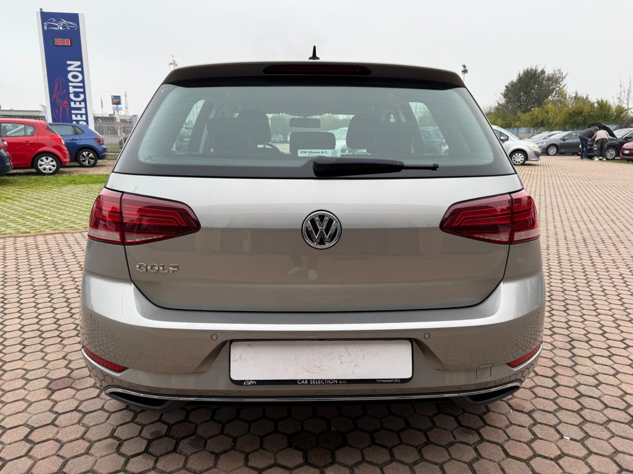 Volkswagen Golf 1.6 TDI 115 CV 5p. Executive BlueMotion Technology IN ARRIVO