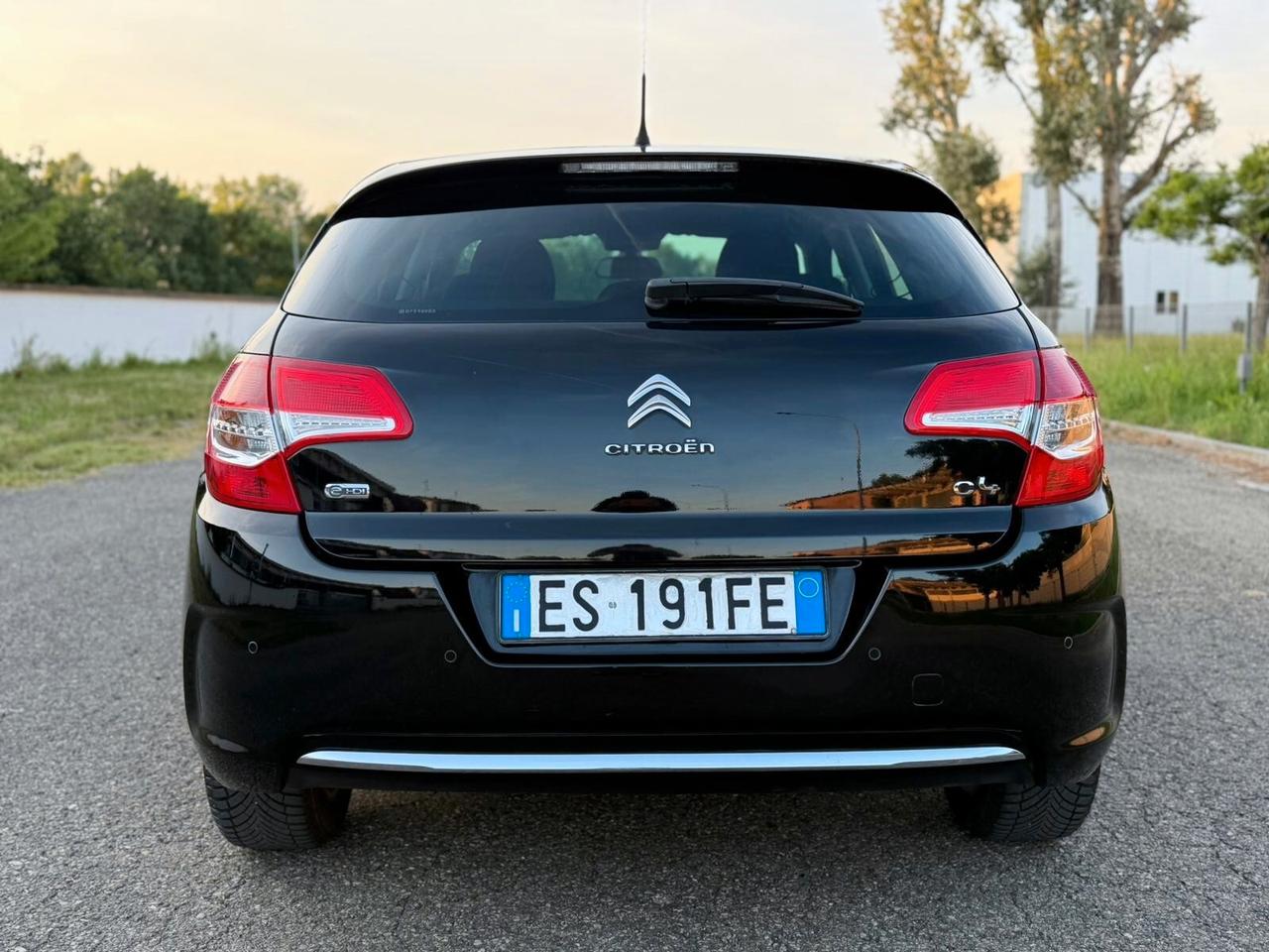 Citroen C4 1.6 e-HDi Berlina 115cv