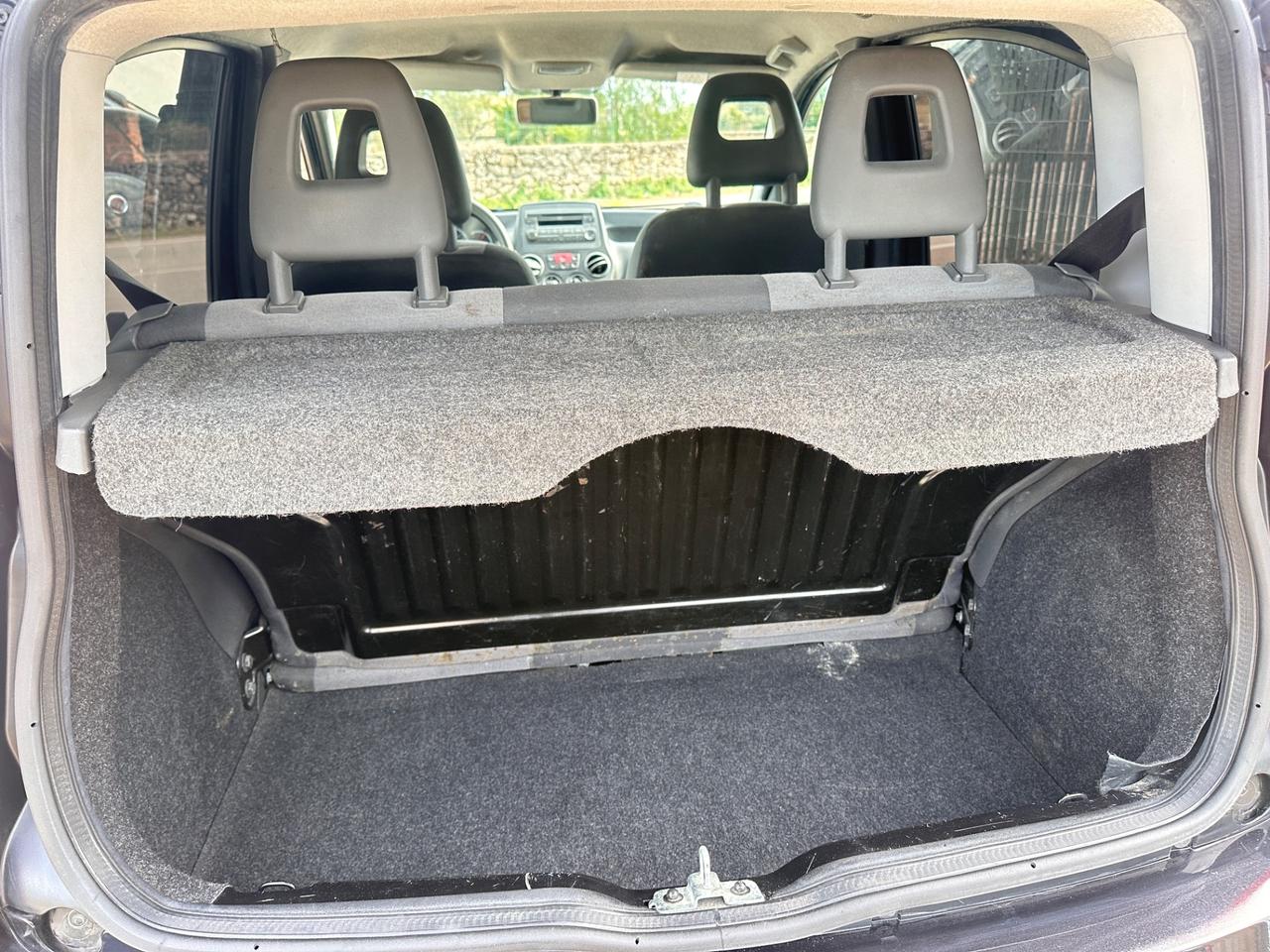 Fiat Panda 1.2 Classic-2012 SERVO/CLIMA/14"