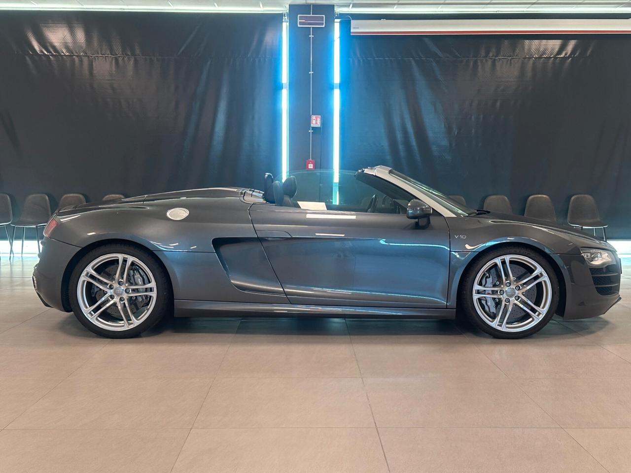Audi R8 Spyder 5.2 V10 FSI quattro R tronic